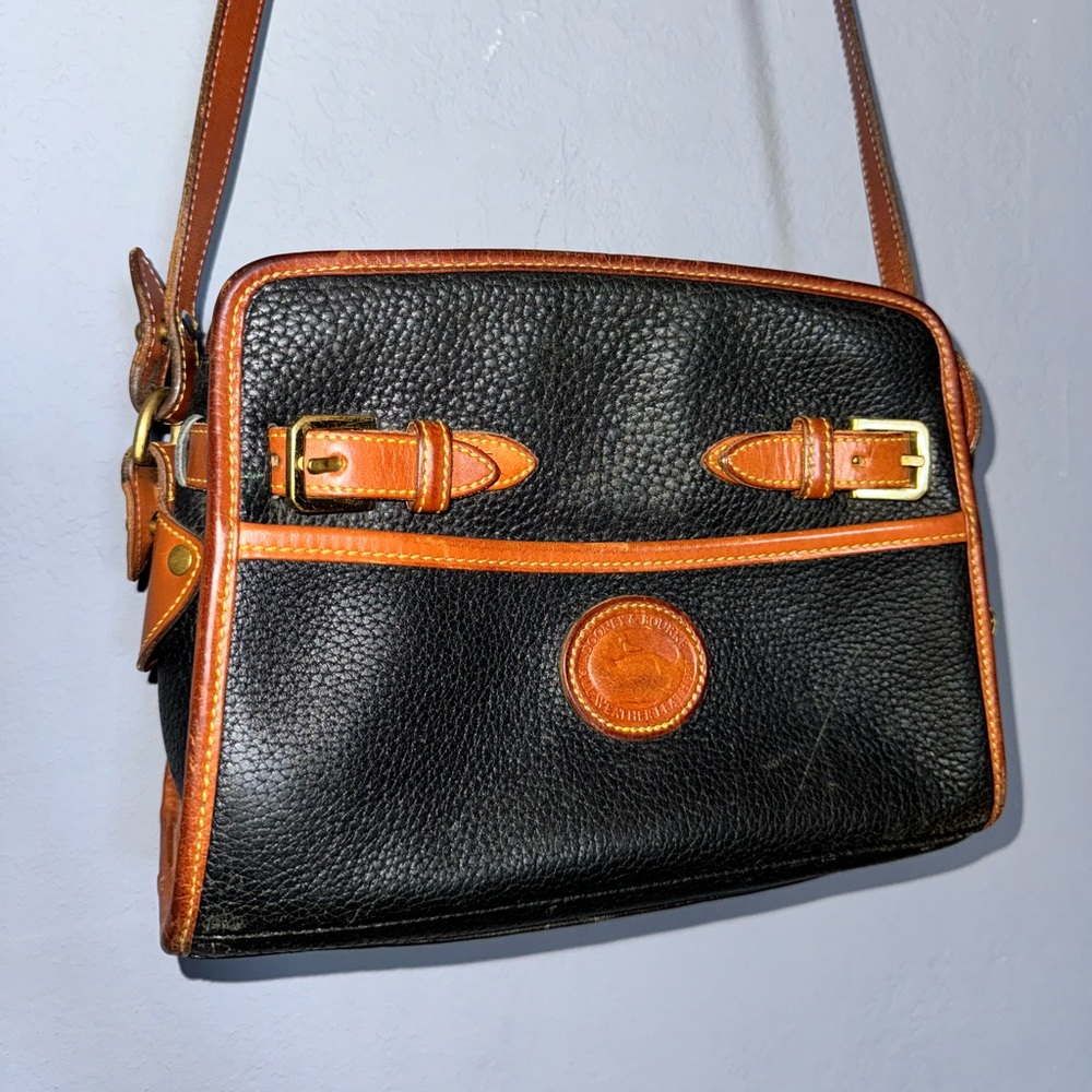 Vintage Dooney & Bourke R211- Pebbled Leather Zip Top Satchel